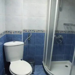 Отель Guest House Zlatev 3* Люкс с различными типами кроватей фото 5