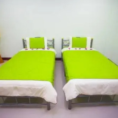Отель Baan Prasert Guesthouse Стандартный номер с различными типами кроватей фото 2