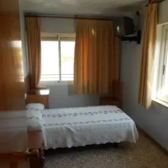 Отель Hostal El Palmeral Стандартный номер с различными типами кроватей фото 4