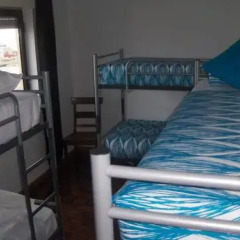 Отель Martin's Lodge Кровать в общем номере
