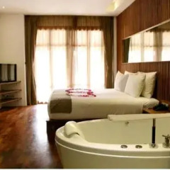 Le Sen Boutique Hotel 4* Представительский люкс с различными типами кроватей