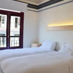 Hostel 4U Lisboa Стандартный номер с 2 отдельными кроватями фото 10