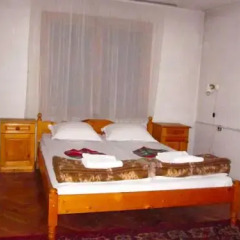 Отель Guest Rooms Metaksinovi Полулюкс