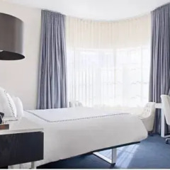 Отель Gale South Beach, Curio Collection by Hilton 4* Стандартный номер с различными типами кроватей