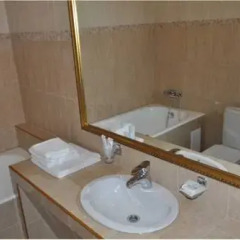 Гостиница Resident 4* Улучшенный номер с различными типами кроватей фото 4
