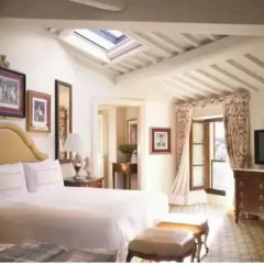 Four Seasons Hotel Firenze 5* Полулюкс с двуспальной кроватью