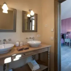 Отель B&B B Guest 4* Стандартный номер с различными типами кроватей фото 25