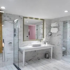 Real House Boutique Hotel Люкс с различными типами кроватей фото 14