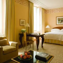 Four Seasons Hotel Milano 5* Улучшенный номер с двуспальной кроватью фото 3