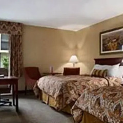 Ramada Plaza Hotel And Conference Center 4* Стандартный номер