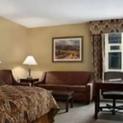 Ramada Plaza Hotel And Conference Center 4* Стандартный номер