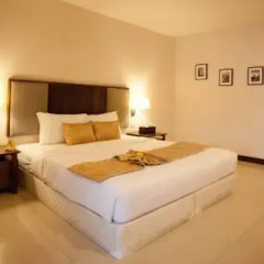 Отель Sm Grande Residence 3* Улучшенный номер