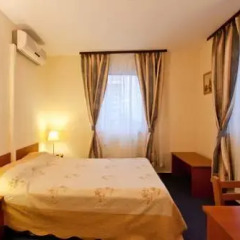Hotel Cheap 2* Стандартный номер с двуспальной кроватью фото 12