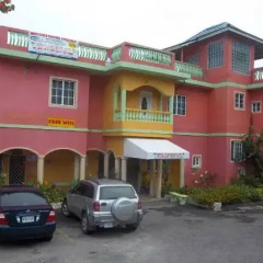 Отель Tropical Court Resort Near Montego Bay Airport 3* Стандартный номер с 2 отдельными кроватями фото 2