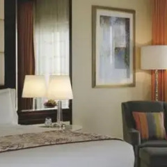 Отель The Ritz-Carlton Abu Dhabi, Grand Canal 5* Номер Делюкс с различными типами кроватей фото 8