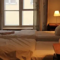 Отель Tabinoya - Tallinn's Travellers House Стандартный номер с двуспальной кроватью
