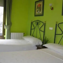 Отель Hostal Residencia Fernandez Стандартный номер с различными типами кроватей фото 8