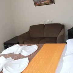 Yosun Hotel Стандартный семейный номер с двуспальной кроватью