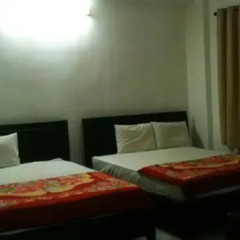 Toan Cau Hotel Стандартный семейный номер с различными типами кроватей фото 5