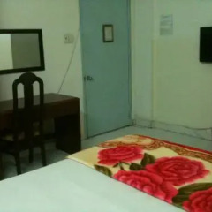Toan Cau Hotel Стандартный номер с различными типами кроватей фото 10