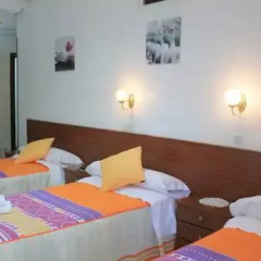Отель Hostal Faustino Стандартный номер с различными типами кроватей фото 8