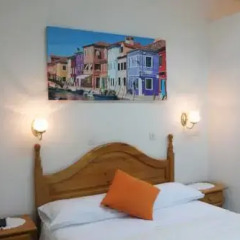 Отель Hostal Faustino Стандартный номер с двуспальной кроватью фото 2