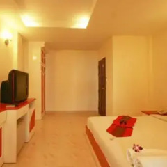 Отель Sunmar Inn Patong 2* Стандартный номер с различными типами кроватей фото 5