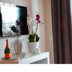 Отель La Villetta Suite 2* Стандартный номер с различными типами кроватей фото 10