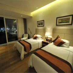 Отель Mingshen Golf & Bay Resort Sanya 4* Улучшенный номер с различными типами кроватей фото 3