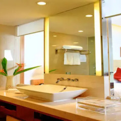 Отель Mingshen Golf & Bay Resort Sanya 4* Улучшенный номер с различными типами кроватей фото 4