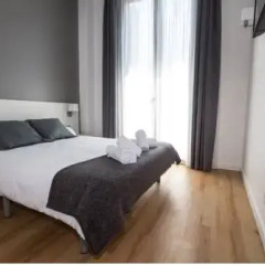 Отель Hostalin Barcelona Gran Via 3* Стандартный номер с различными типами кроватей фото 22