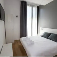 Отель Hostalin Barcelona Gran Via 3* Стандартный номер с различными типами кроватей фото 20