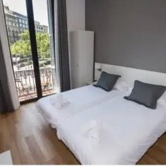 Отель Hostalin Barcelona Gran Via 3* Стандартный номер с различными типами кроватей фото 19