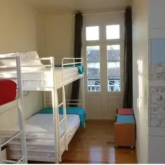 Santiago 31 Hostel Кровать в общем номере с двухъярусной кроватью фото 11