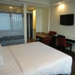 Отель Hilton Garden Inn Singapore Serangoon 4* Номер категории Премиум с различными типами кроватей фото 6
