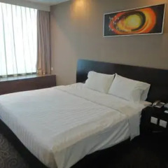 Отель Hilton Garden Inn Singapore Serangoon 4* Номер категории Премиум с различными типами кроватей