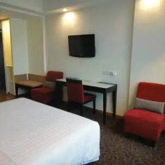Отель Hilton Garden Inn Singapore Serangoon 4* Номер категории Премиум с различными типами кроватей фото 5