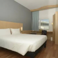 Hotel Ibis Lisboa Parque das Nacoes 3* Стандартный номер с различными типами кроватей