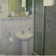 Отель Hans Travel Inn 3* Кровать в общем номере с двухъярусной кроватью фото 2
