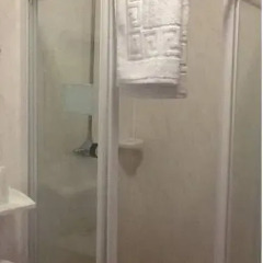 Queens Promenade Hotel 3* Улучшенный номер с различными типами кроватей фото 7