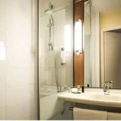 Отель ibis Paris Montmartre 18ème 3* Стандартный номер с различными типами кроватей фото 15