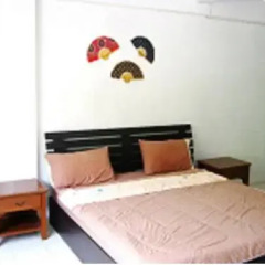 Отель Relax Pub & Guesthouse 2* Стандартный номер двуспальная кровать фото 4
