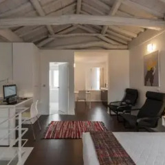 Отель Fine Arts Guesthouse 4* Стандартный номер с 2 отдельными кроватями фото 9