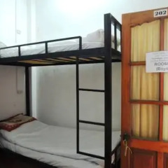 Отель Sapa Backpackers Кровать в общем номере фото 6