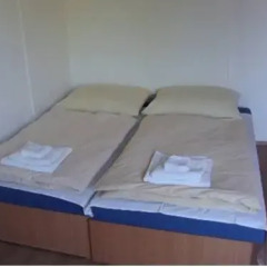 Martos Hostel Стандартный номер с 2 отдельными кроватями