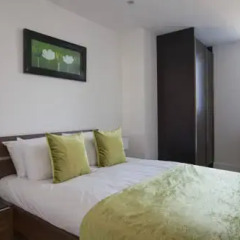 Апартаменты Apple Apartments Greenwich Апартаменты с различными типами кроватей