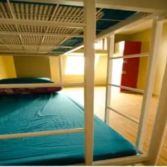 Kimchee Sinchon Guesthouse - Hostel Стандартный номер с различными типами кроватей фото 22