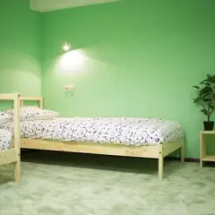 Хостел Fine O Clock Кровати в общем номере с двухъярусными кроватями фото 2