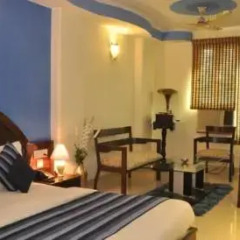 Hotel Om International Стандартный номер с различными типами кроватей фото 6