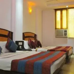 Hotel Om International Стандартный номер с различными типами кроватей фото 5